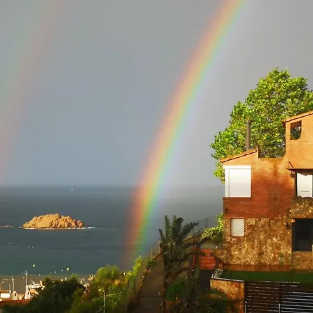 Готель 4 Bedrooms With Sea View Private Pool And Enclosed Garden At 4*