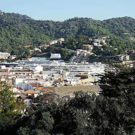 Hotel 4 Bedrooms With Sea View Private Pool And Enclosed Garden At Tossa de Mar