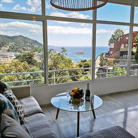 4 Bedrooms With Sea View Private Pool And Enclosed Garden At 4*