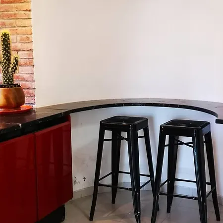 4 Bedrooms With Sea View Private Pool And Enclosed Garden At 酒店