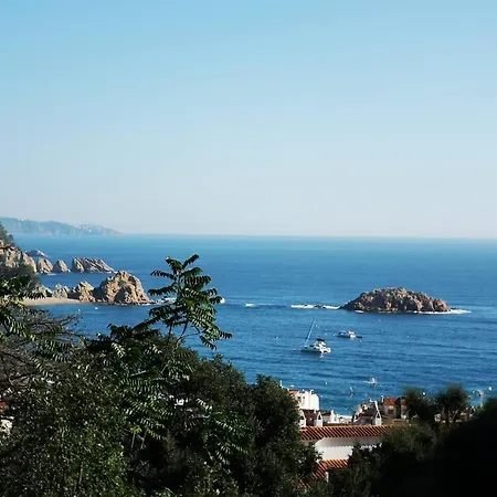 4 Bedrooms With Sea View Private Pool And Enclosed Garden At 酒店